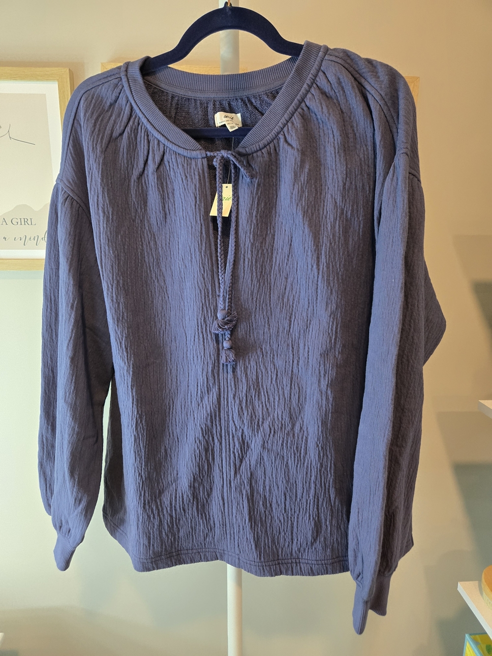 NWT Aerie navy long sleeve textured pullover